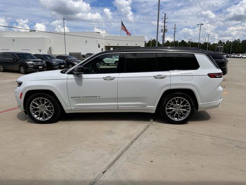 Used 2024 Jeep Grand Cherokee L Summit image 5