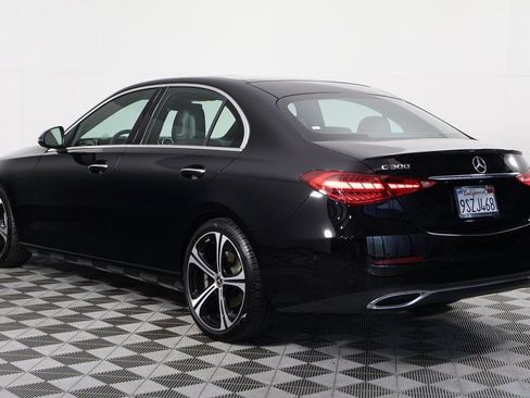 Used 2025 Mercedes-Benz C 300 Sedan image 6