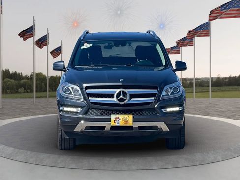 Used 2015 Mercedes-Benz GL 450 4MATIC image 2