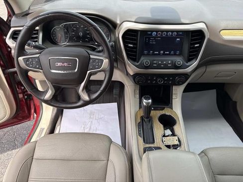 Used 2019 GMC Acadia Denali w/ Technology Package AWD/4WD image 19