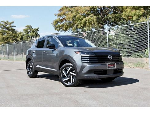 New 2026 Nissan Kicks SV w/ Charging Package image 1