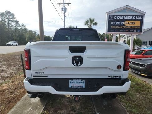 New 2025 RAM 1500 Big Horn AWD/4WD image 8