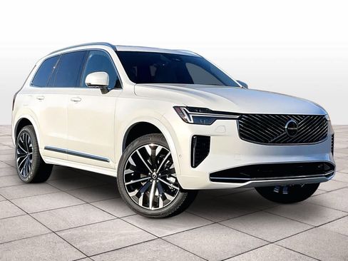 New 2026 Volvo XC90 B6 Ultra w/ Protection Package image 2