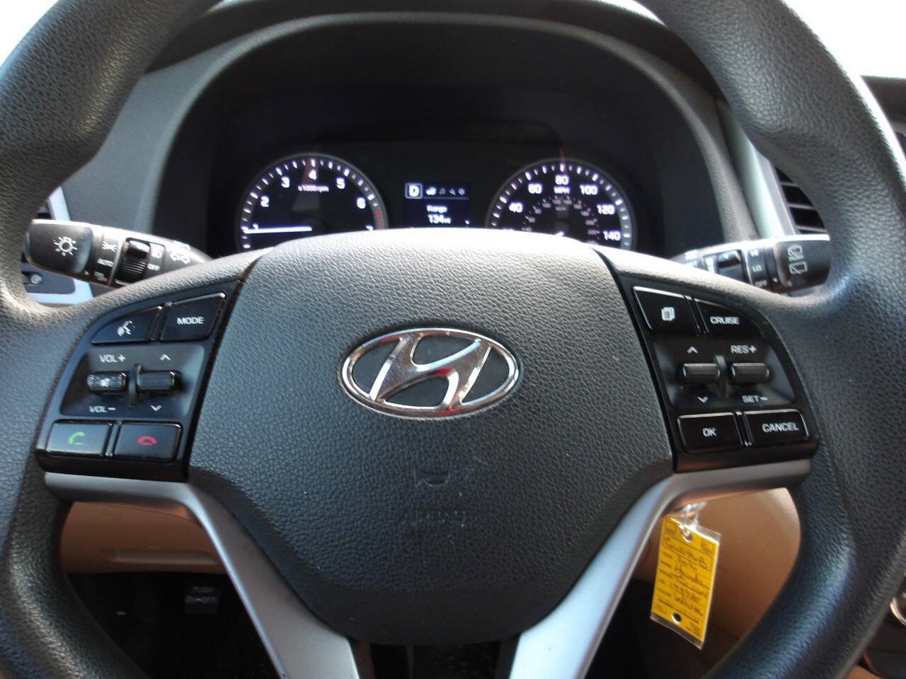 Used 2016 Hyundai Tucson SE w/ Option Group 02 FWD image 16