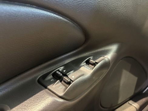 Used 2000 Plymouth Prowler image 12