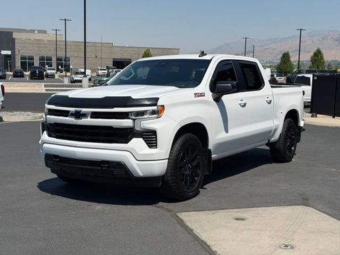 Used 2022 Chevrolet Silverado 1500 RST AWD/4WD image 11