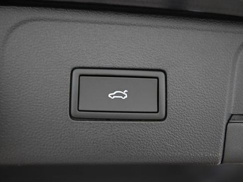 New 2026 Volkswagen Atlas SE image 22