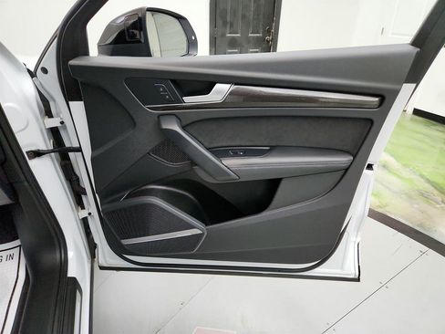 Used 2023 Audi SQ5 Prestige image 30