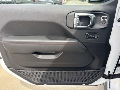 New 2026 Jeep Gladiator Rubicon image 17