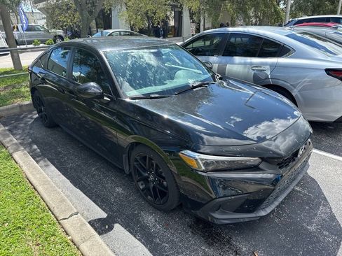 Used 2024 Honda Civic Sport image 2