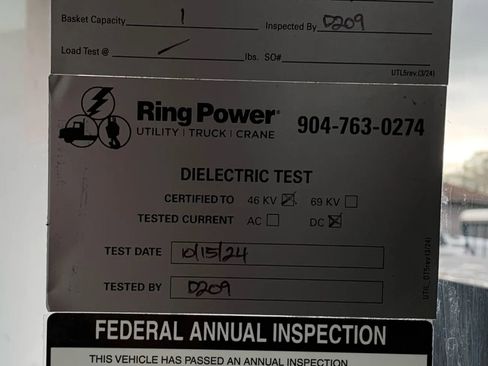 Used 2017 Ford F550 4x4 Regular Cab Super Duty image 29