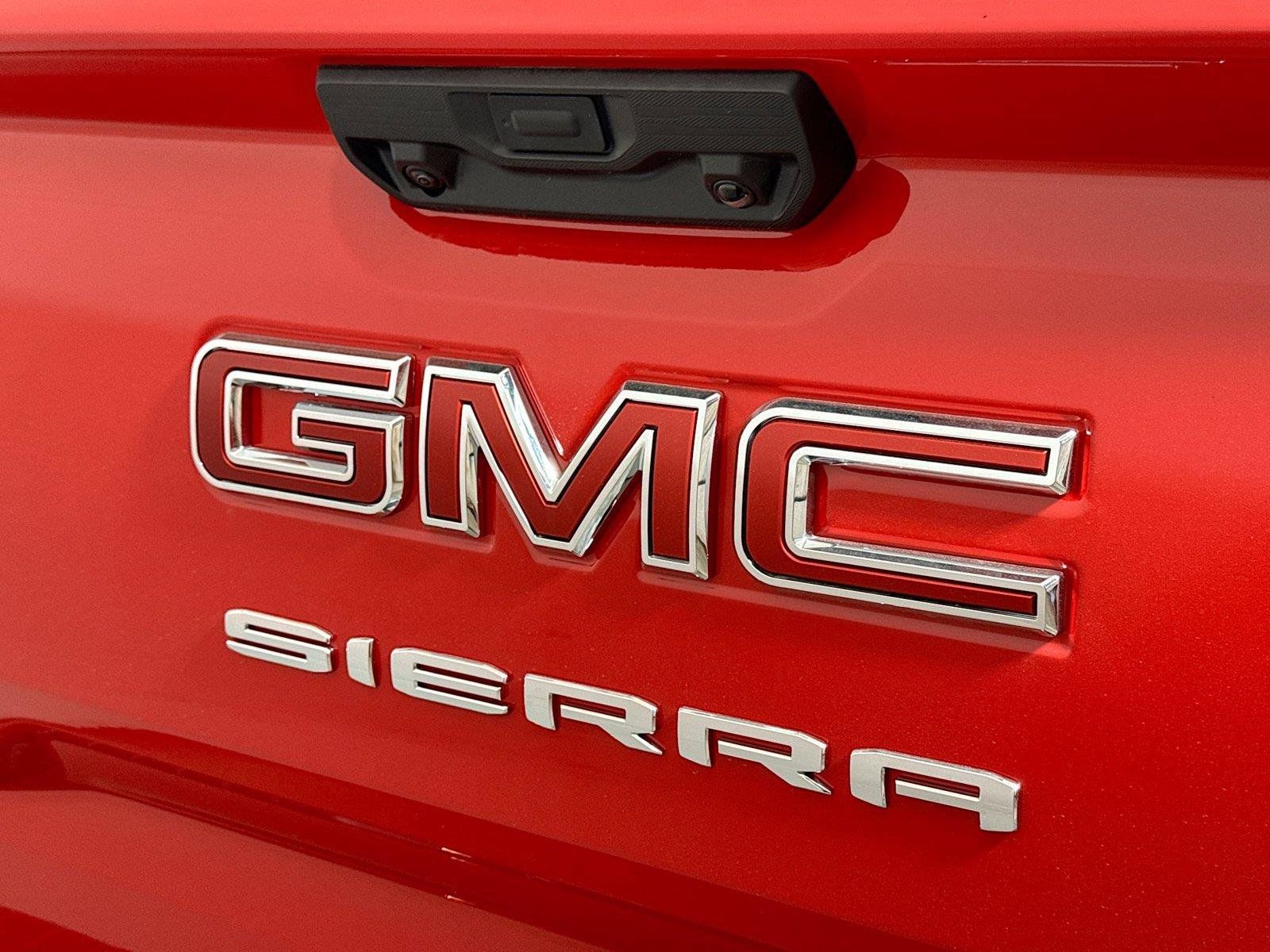 New 2026 GMC Sierra 1500 SLE w/ Preferred Package RWD image 18
