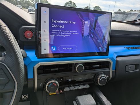 Used 2024 Toyota Tacoma TRD Sport image 18