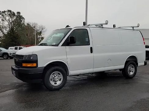 New 2025 Chevrolet Express 2500 w/ Driver Convenience Package image 5