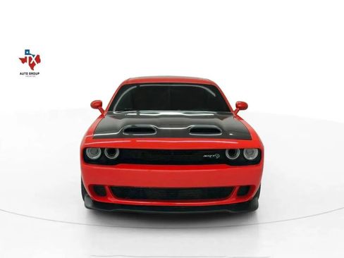 Used 2023 Dodge Challenger SRT Hellcat RWD image 5