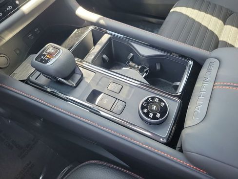 New 2026 Nissan Pathfinder Rock Creek w/ Rock Creek Premium Package AWD/4WD image 10