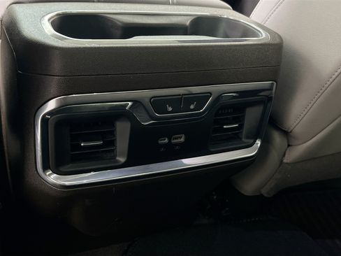 Used 2024 Chevrolet Silverado 2500 LTZ w/ LTZ Convenience Package AWD/4WD image 27