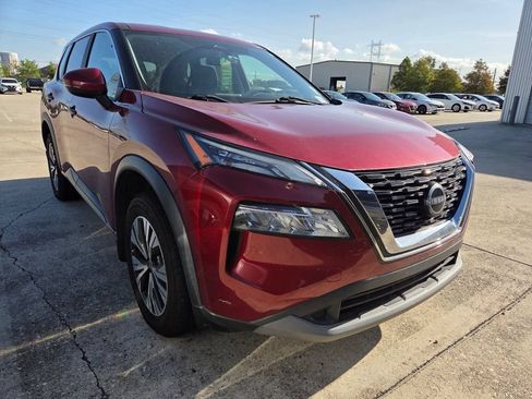 Used 2023 Nissan Rogue SV FWD image 6
