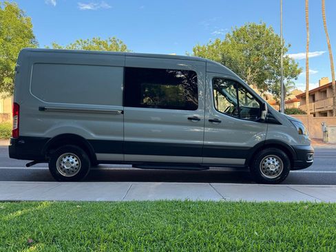Used 2023 Ford Transit 250 Medium Roof AWD image 49