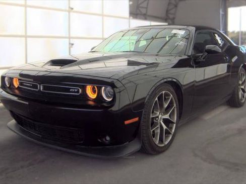 Used 2022 Dodge Challenger GT RWD image 22