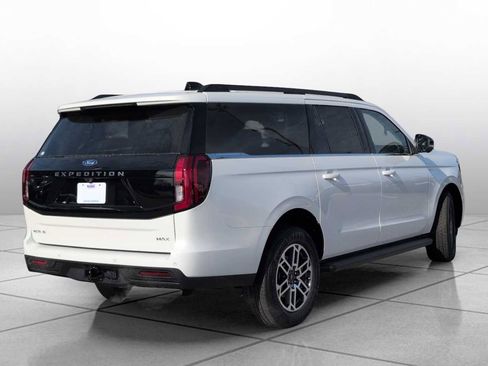 New 2026 Ford Expedition Max Active image 14