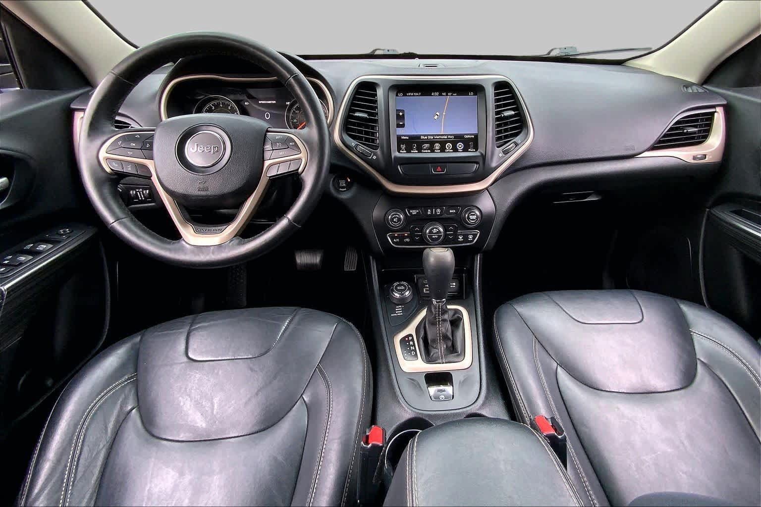 Used 2015 Jeep Cherokee Limited AWD/4WD image 16