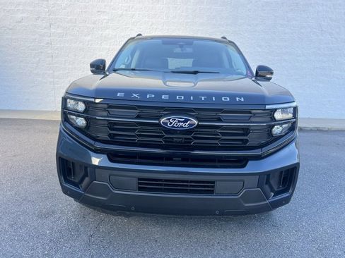 New 2025 Ford Expedition Max Active image 2