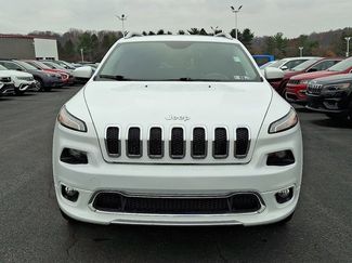 Certified 2018 Jeep Cherokee Overland video 2