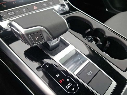 New 2026 Audi Q7 2.0T Premium image 13