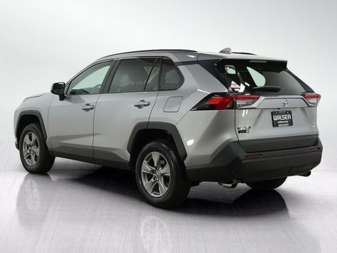 Used 2025 Toyota RAV4 XLE w/ Convenience Package AWD/4WD image 5