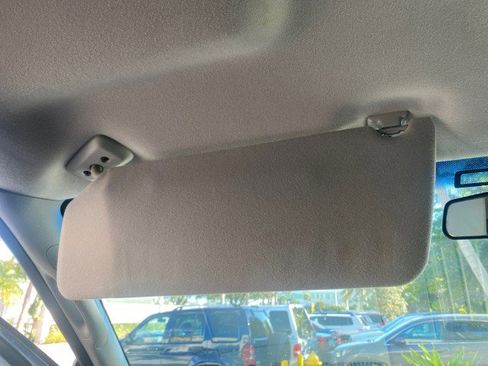 Used 2006 Ford F150 STX image 68