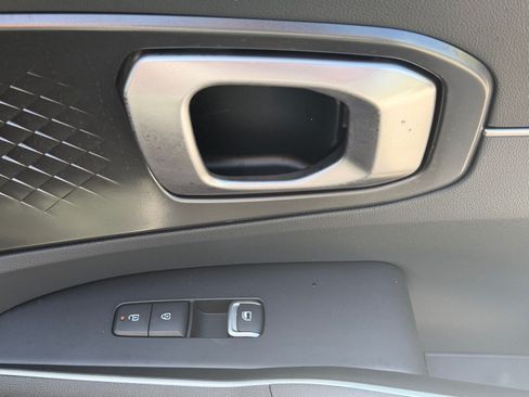 Certified 2026 Kia Sorento LX FWD image 19