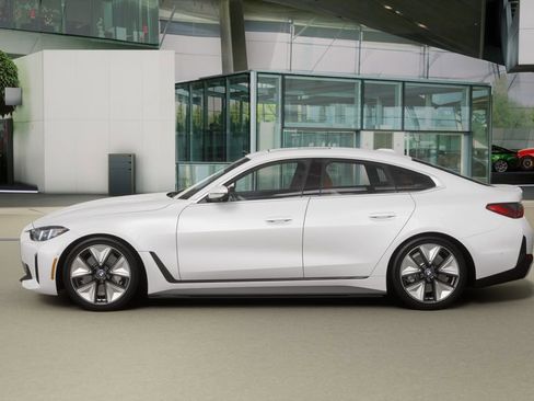 New 2026 BMW i4 eDrive40 w/ Premium Package image 4
