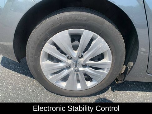 Certified 2023 Nissan Sentra S FWD image 13