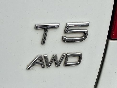 Used 2015 Volvo S60 T5 Premier AWD/4WD image 30