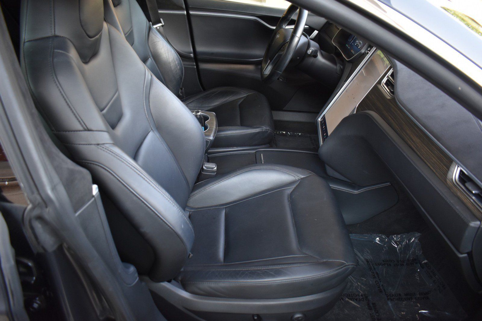 Used 2016 Tesla Model S AWD image 40
