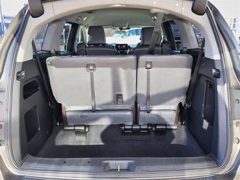 Used 2018 Honda Odyssey EX image 9
