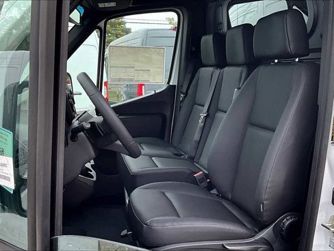 New 2025 Mercedes-Benz Sprinter 2500 image 14