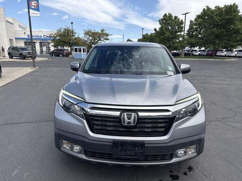 Used 2017 Honda Ridgeline RTL-E image 2