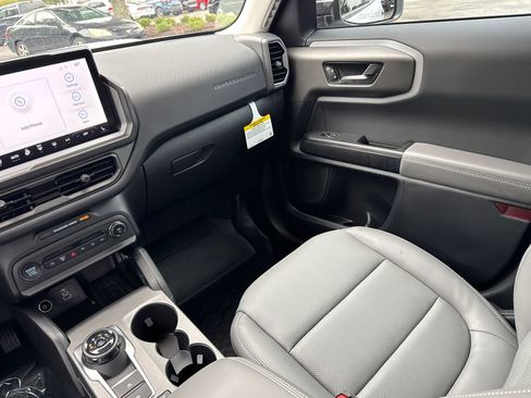 New 2025 Ford Bronco Sport Badlands image 24