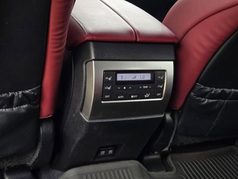Used 2023 Lexus GX 460 Premium w/ Premium Plus Package AWD/4WD image 16