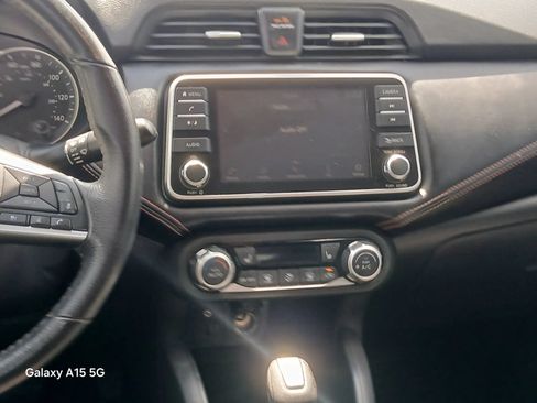 Used 2020 Nissan Versa SR w/ Convenience Package FWD image 25