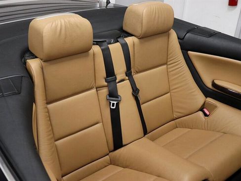 Used 2004 BMW 325Ci Convertible image 29