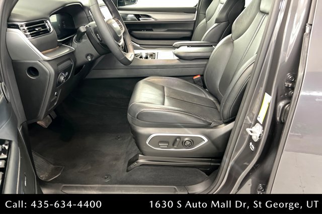 Used 2025 Jeep Wagoneer Series II AWD/4WD image 17