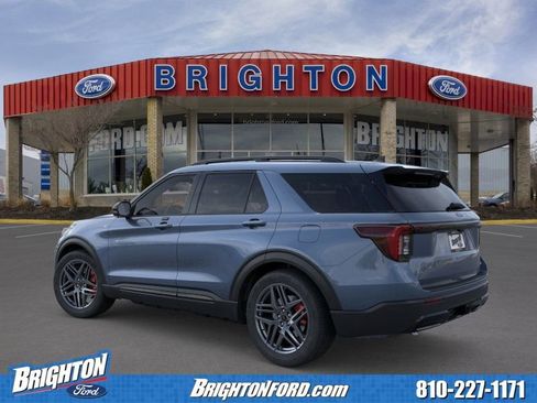 Used 2026 Ford Explorer ST-Line w/ ST-Line Street Pack AWD/4WD image 6