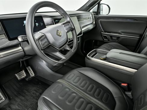 Used 2022 Rivian R1T Launch Edition image 17