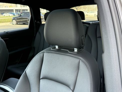 Used 2024 Audi Q7 2.0T Premium Plus image 3