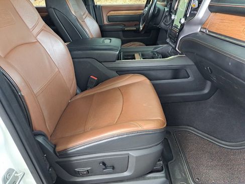 Used 2020 RAM 2500 Limited image 17