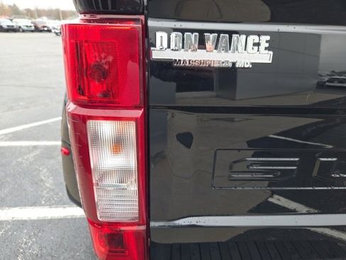 Used 2022 Ford F350 XLT image 37