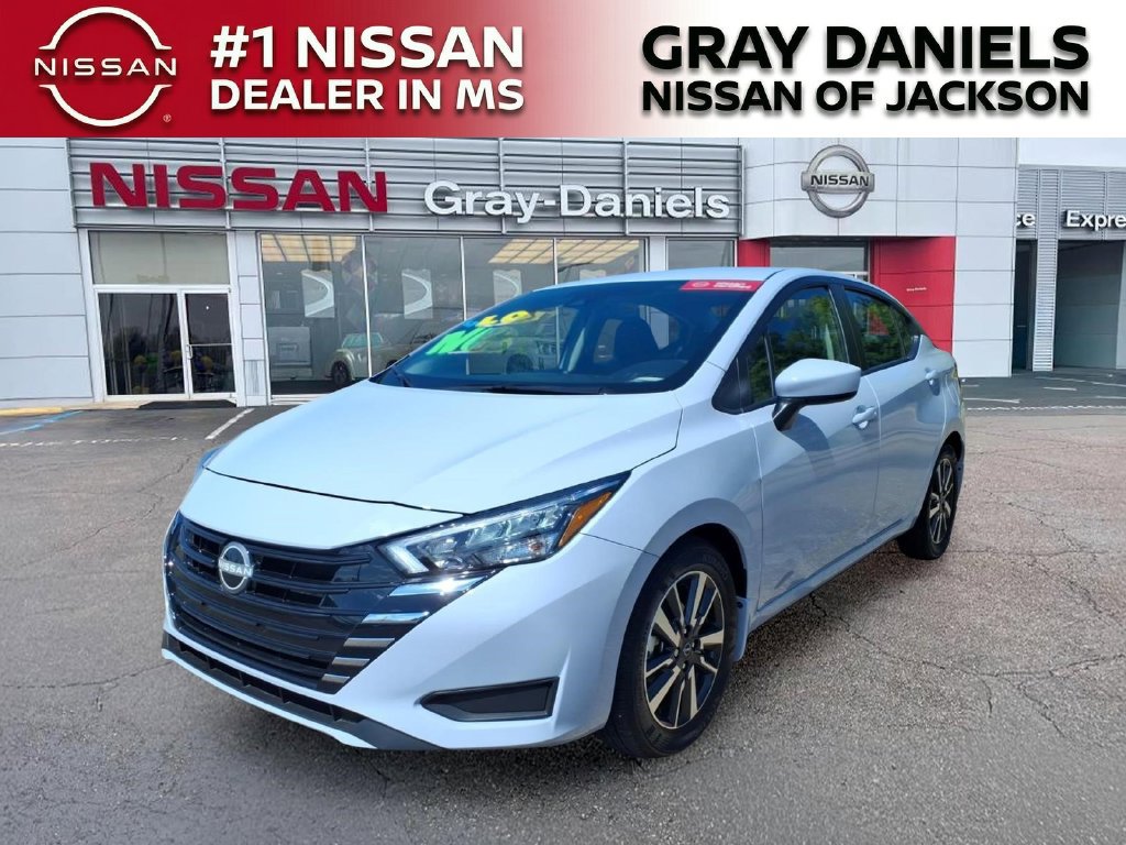 Used 2025 Nissan Versa SV w/ Trunk Package FWD image 3